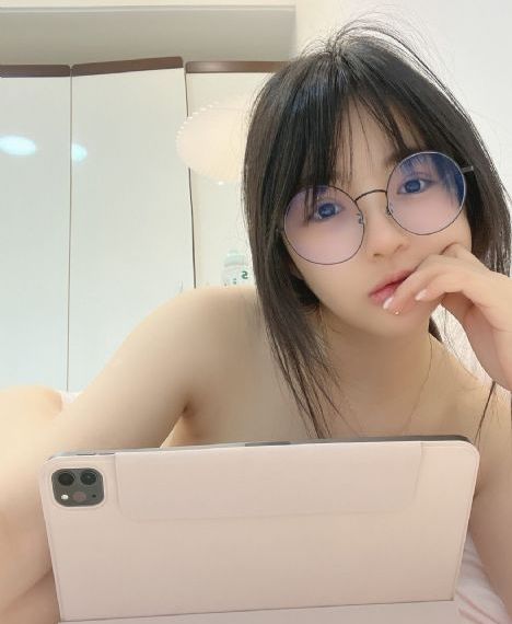 初爱视频_BD英语高清在线观看
