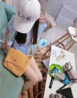 隔壁女孩韩国_超清动漫在线观看